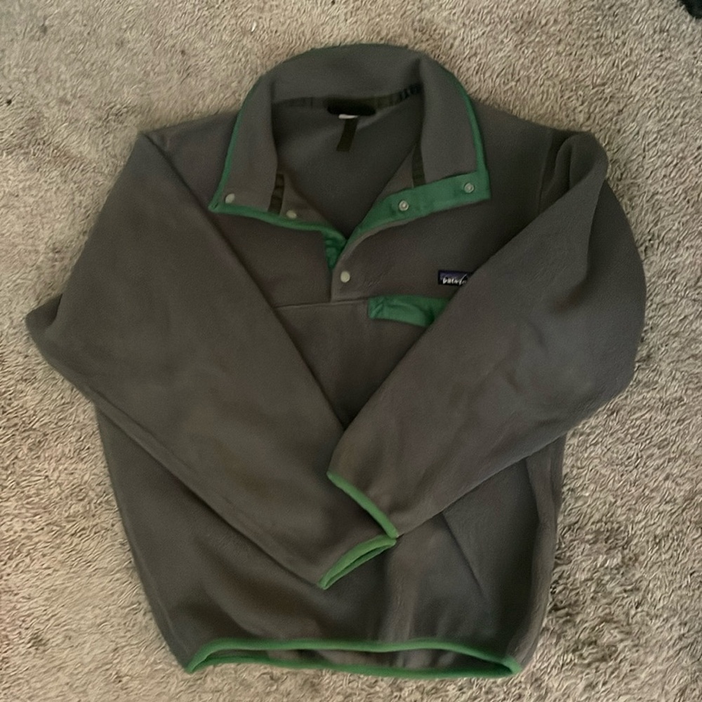 Patagonia Men's Synchilla Snap-T Fleece Pullover Size XS lite wear, warm & comf